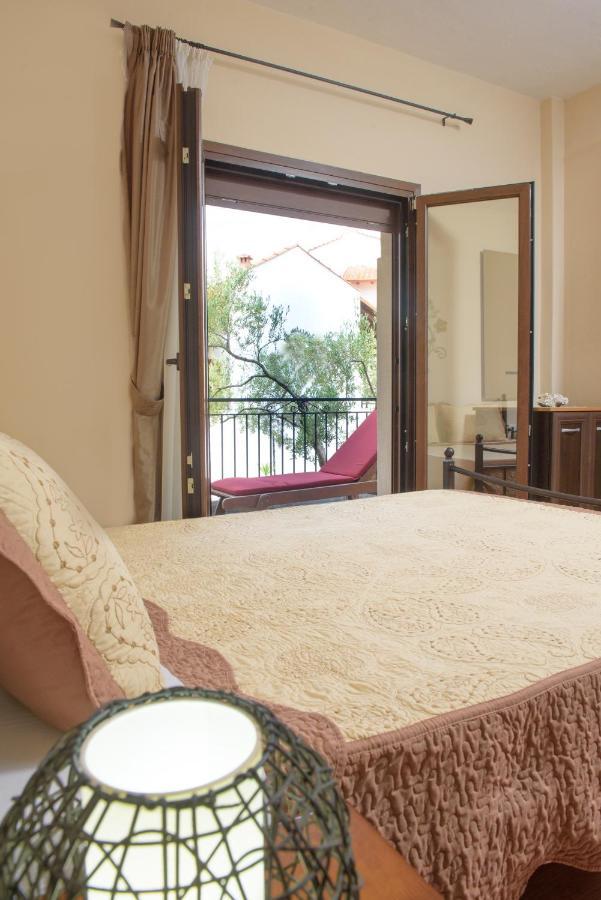 Dili Apartments イエリソス エクステリア 写真
