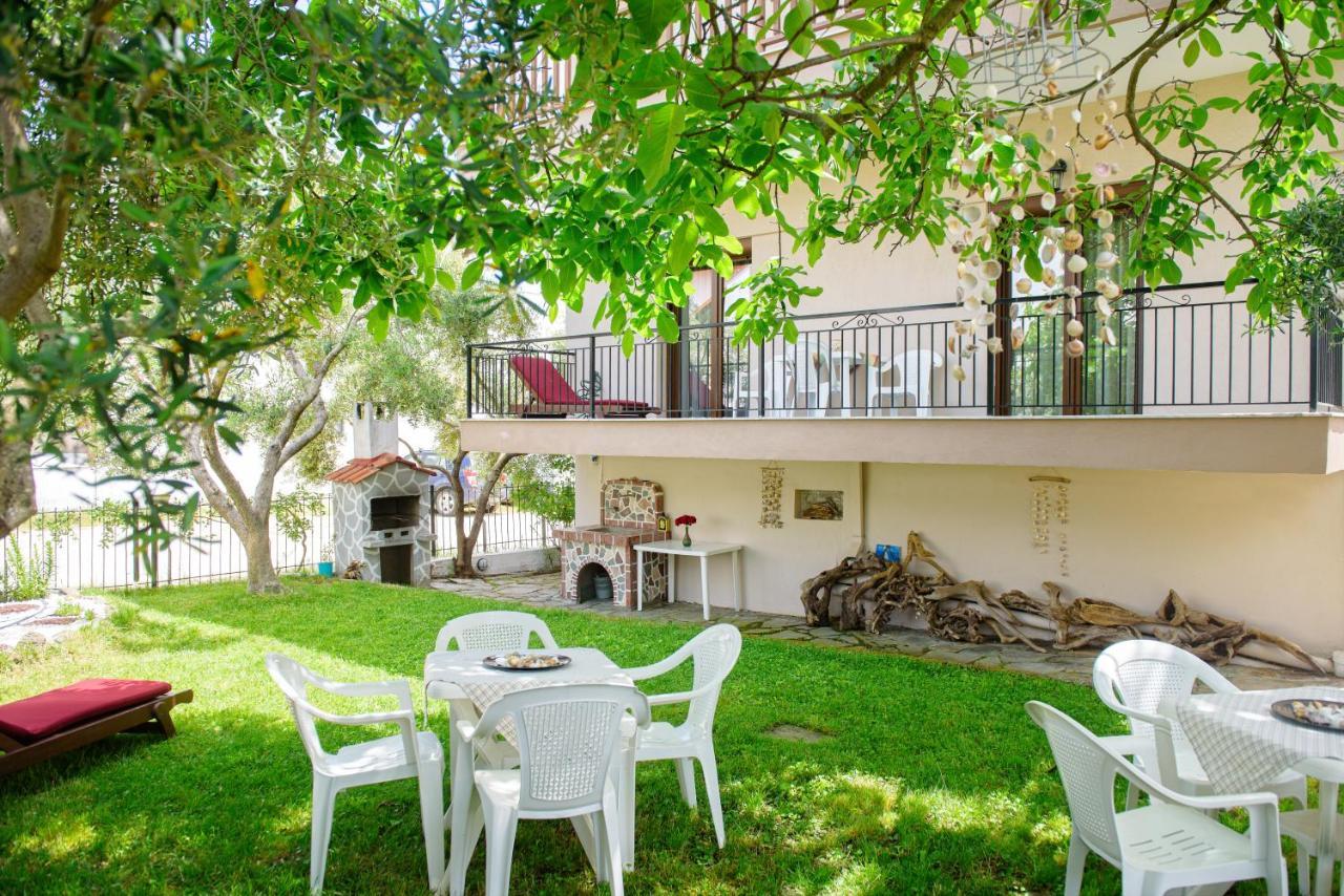 Dili Apartments イエリソス エクステリア 写真