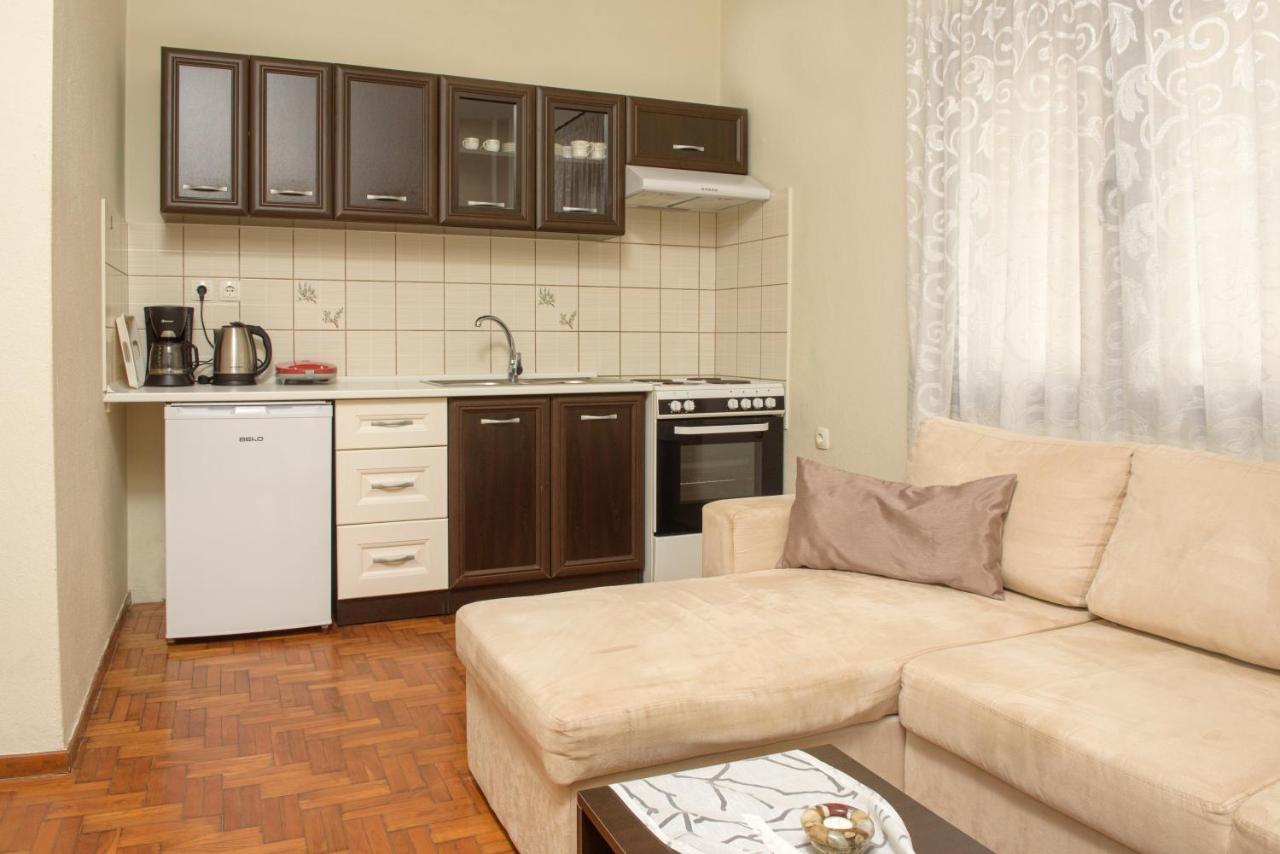 Dili Apartments イエリソス エクステリア 写真